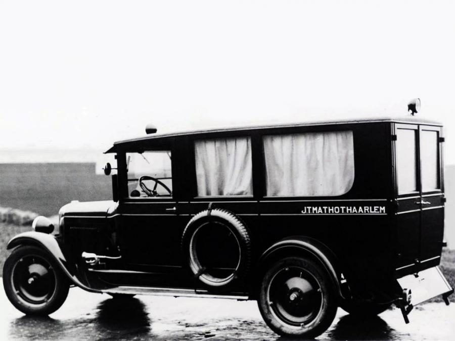  Chevrolet Superior Ambulance by Vermeulen 1923 года  (фото 1 из 2)